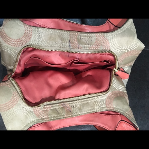 Coach Purse - Picture 4 of 6